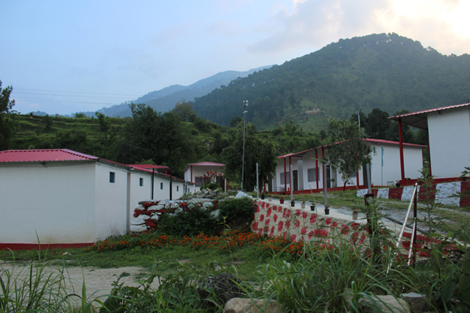 hotels near yamunotri temple